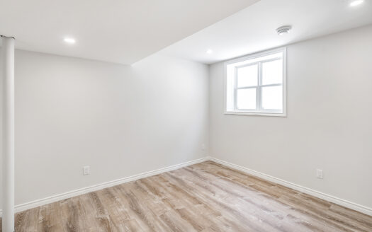 454 Hayward Street